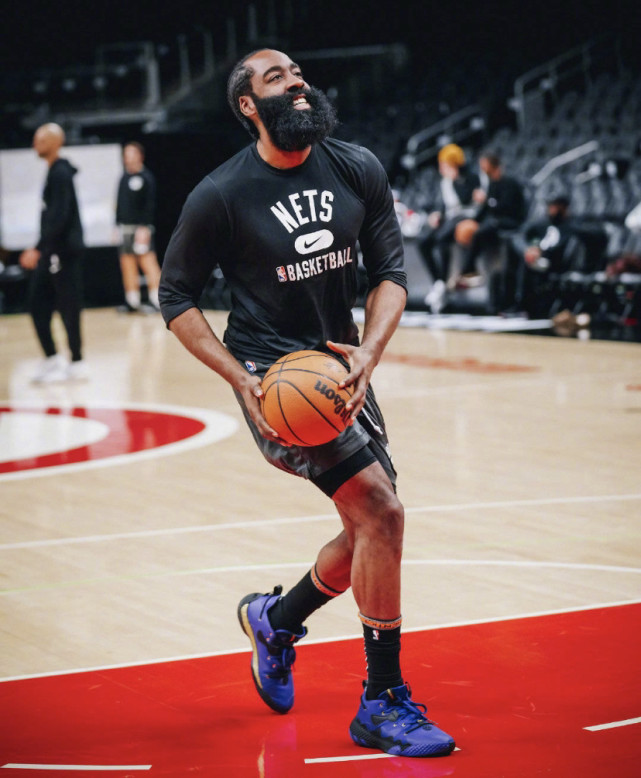 篮网新秀表现惊艳，全场观众掌声不断，已经地址浏览上海比较.