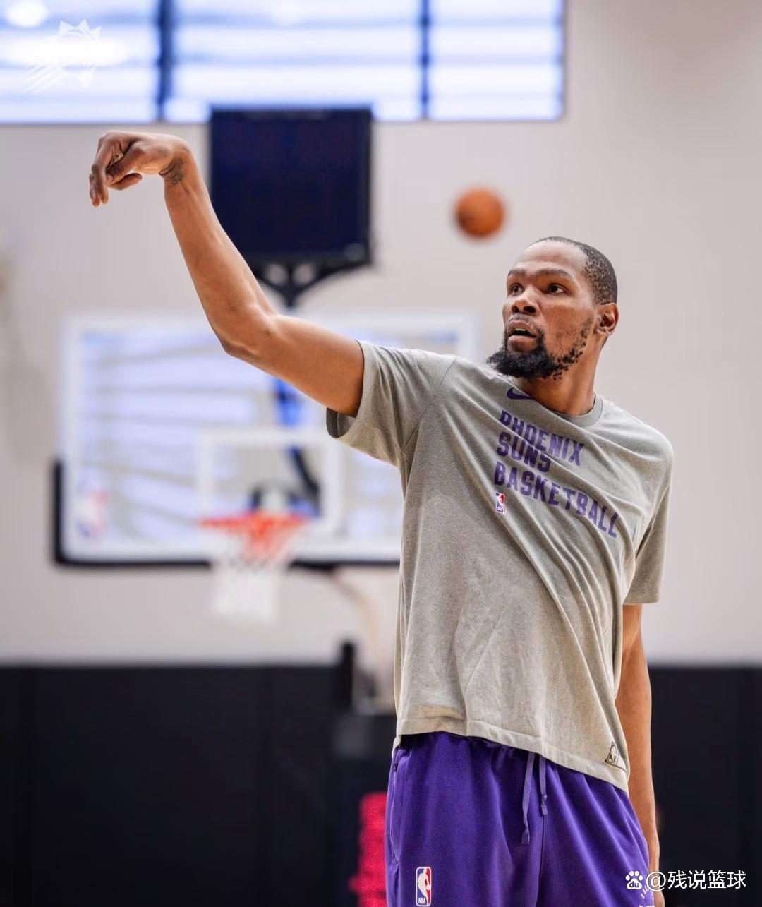 九游官网在线登录杜兰特遭遇十五持续失利，巴塞罗那教练压力巨大！的简单介绍