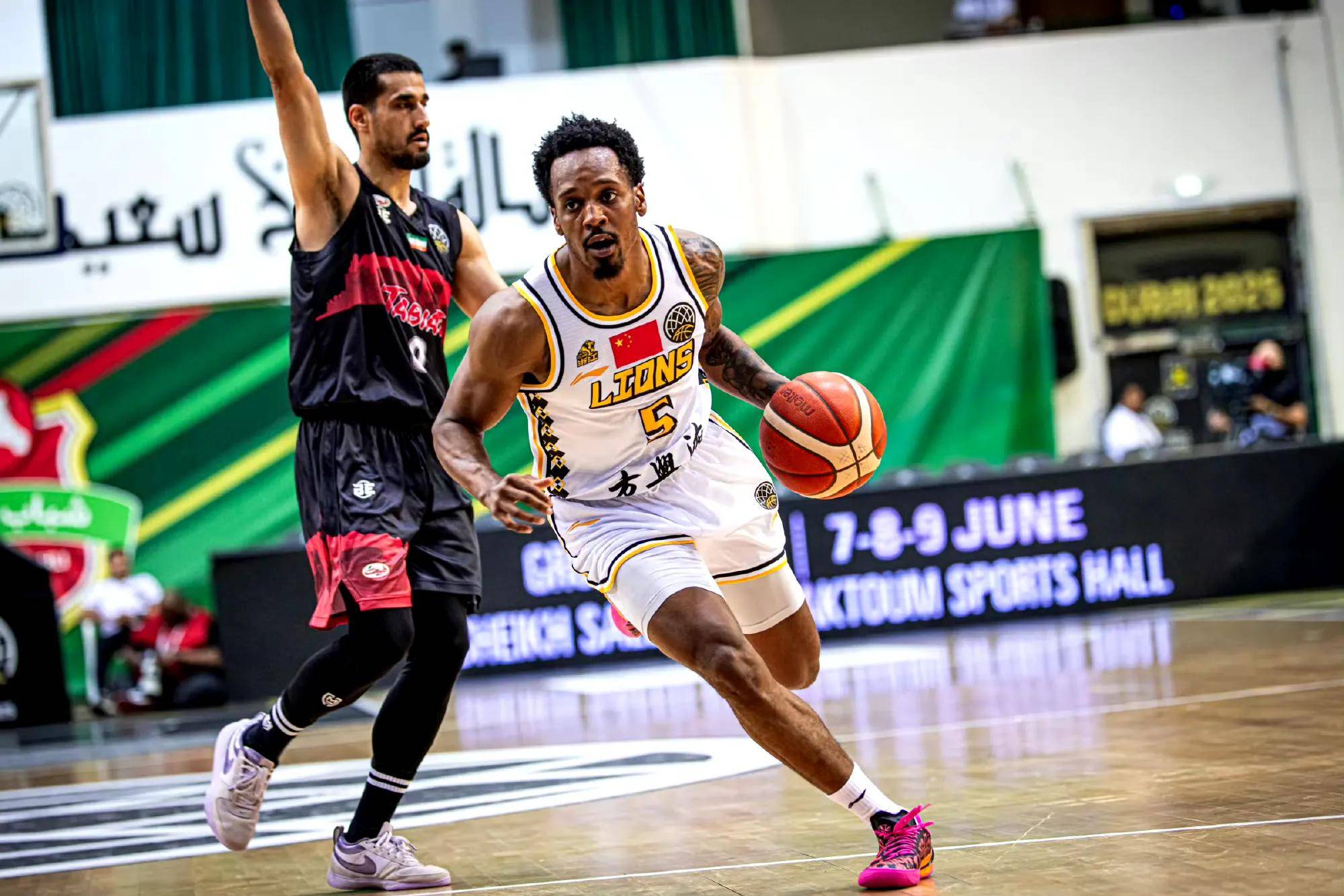 亚冠赛程吃紧，广厦男篮国际比赛日内部沟通，震撼外界，资深球员宣示担当的简单介绍